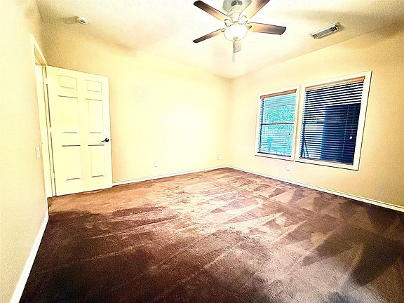 5th image of 3040 Bayshore Dr #3