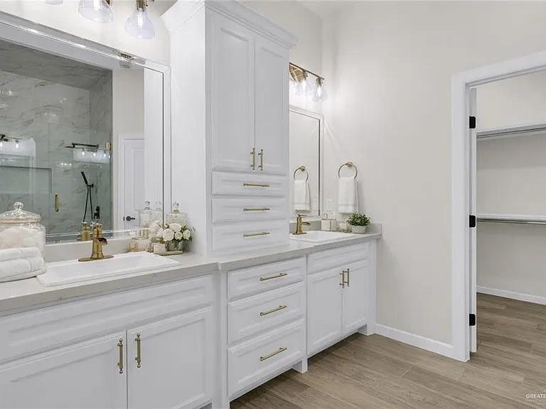8015 N 48th Ln — Photo 14