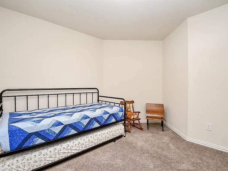 24303 Gold Cheyenne Way — Photo 5