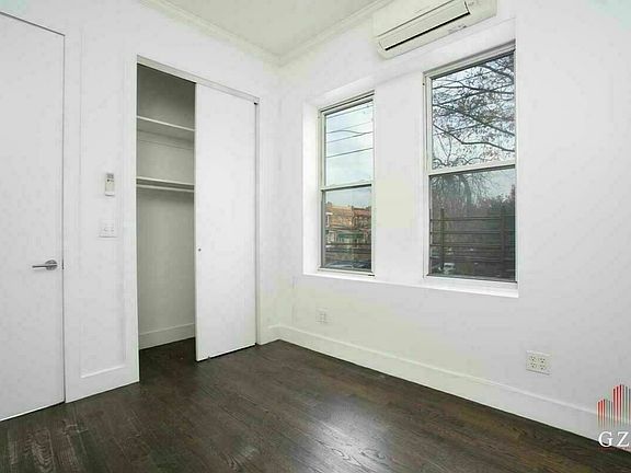 4th image of 24-02 Ditmars Blvd #1A