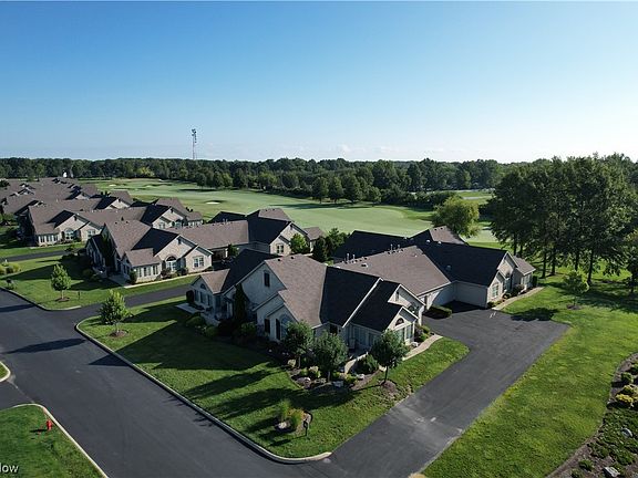 2nd image of 2691 Chateau Dr #D