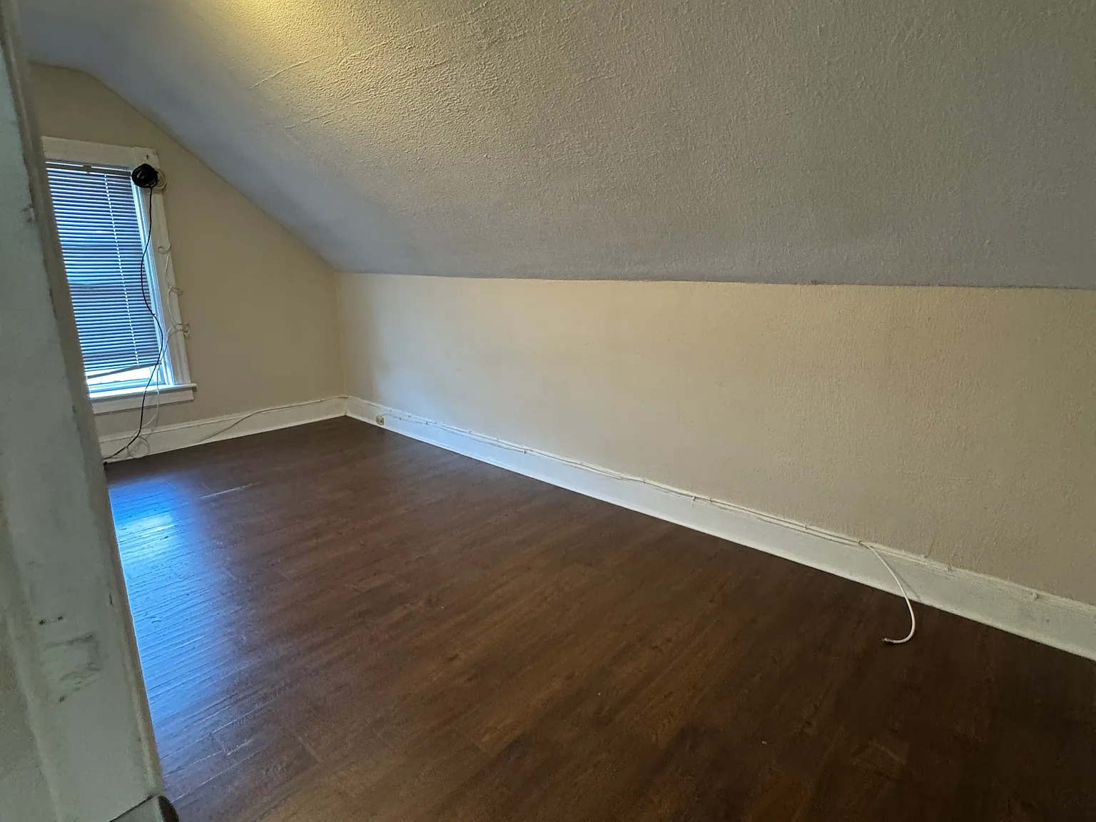 2 bed, 750 sqft, $1,550 — Photo 1