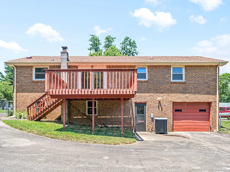 208 Aster Dr — Photo 26