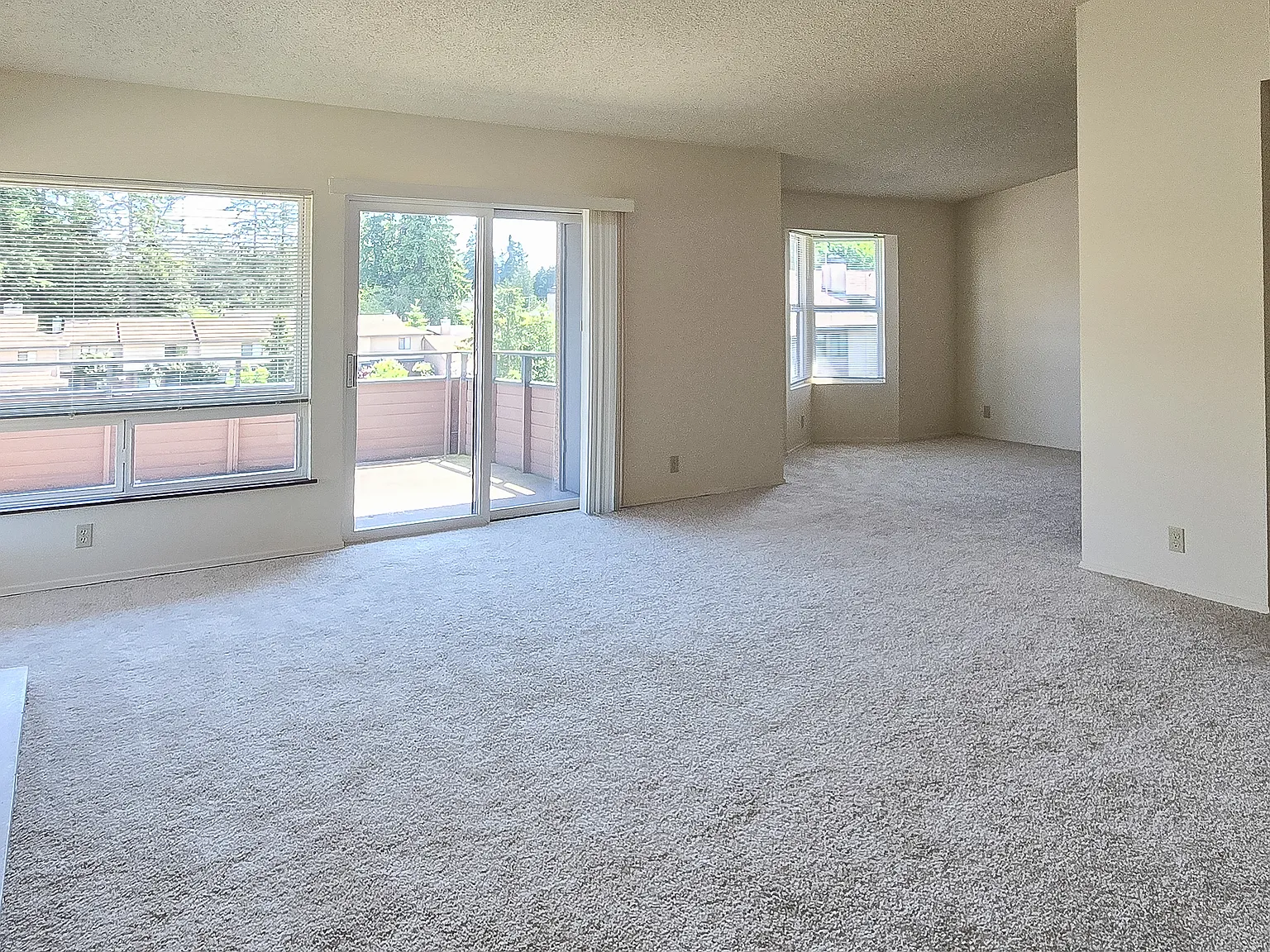 Highlands Apartments — Photo 4