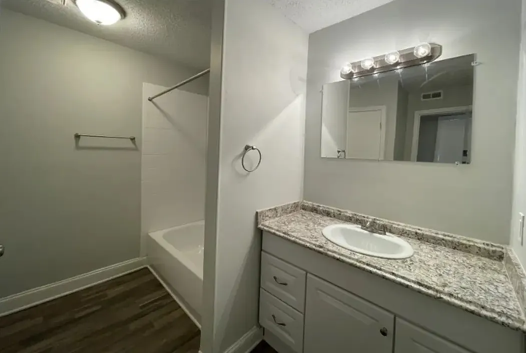3430 East Apartments — Photo 3