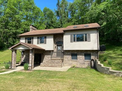 7 Crow St, Coal Center, PA, 15423