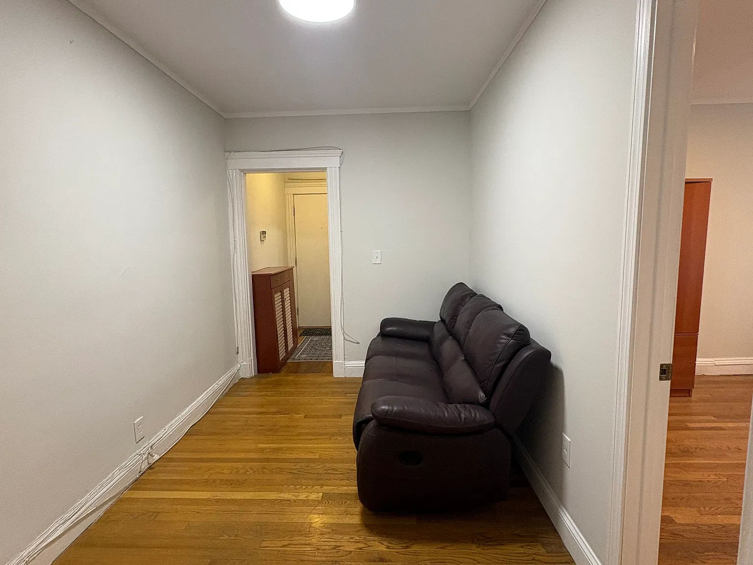2 bed, 600 sqft, $2,600 — Photo 4