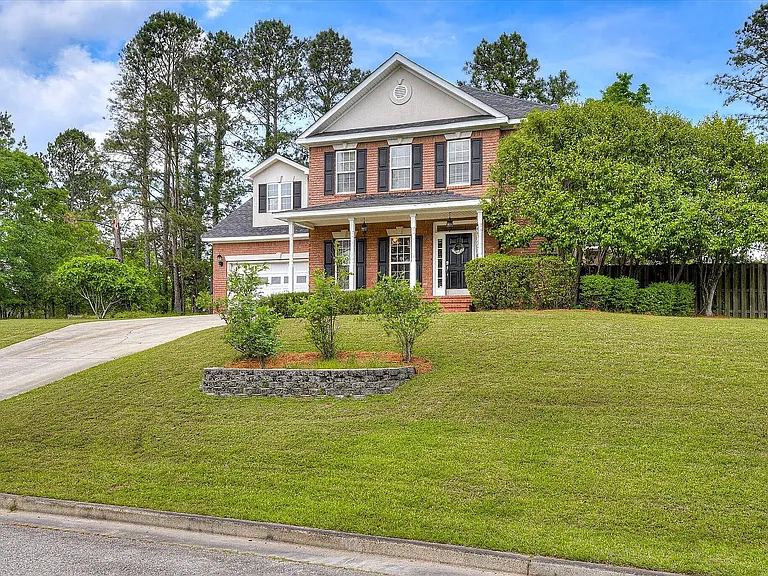 5755 Carriage Hills Dr — Photo 4