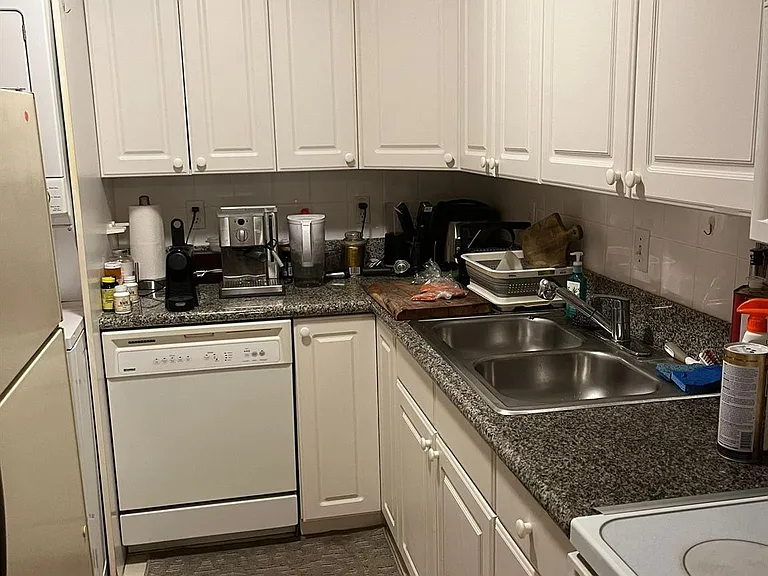 6489 Bay Club Dr #4 — Photo 5