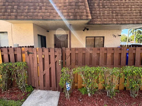 122 San Remo Boulevard #122, North Lauderdale, FL 33068