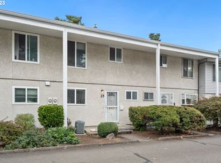 3533 SE Gladstone St APT 25, Portland, OR 97202