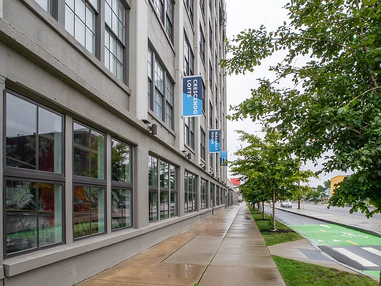 Crescendo Loft Apartments — Photo 7