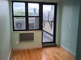 161-12 46th Ave #A, Flushing, NY 11358