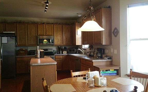 5th image of 27 N Waterford Dr