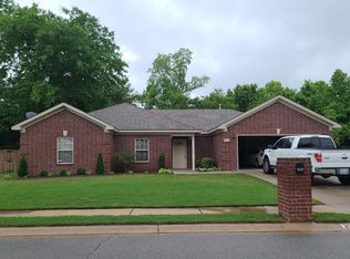 2515 Shadowcreek Dr, Bryant, AR 72022