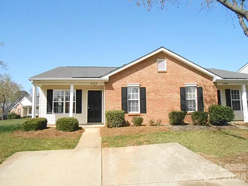 5325 Harris Cove Dr Photo 1