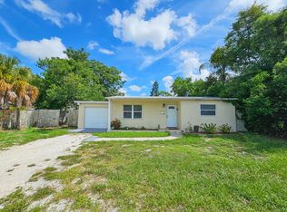 1632 Drew St, Clearwater, FL 33755