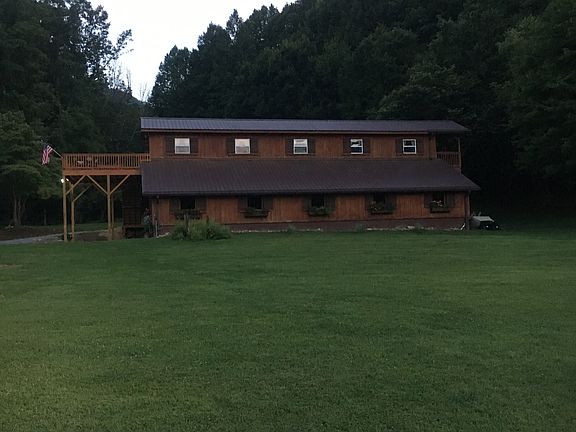 5th image of 410 Mount Meadow Ln #1