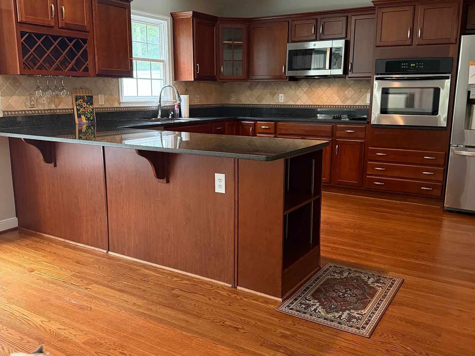 17263 Burchett Ln — Photo 3