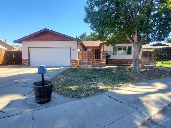 1312 Ginnywood Ct, Modesto, CA 95355