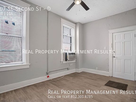 2nd image of 307 SE 2nd St APT D