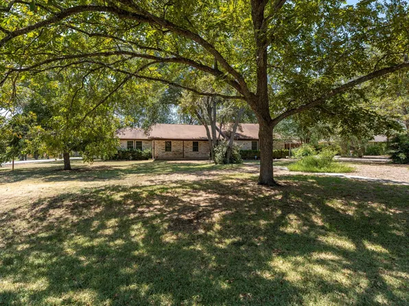 315 Caracara Dr, Buda, TX 78610