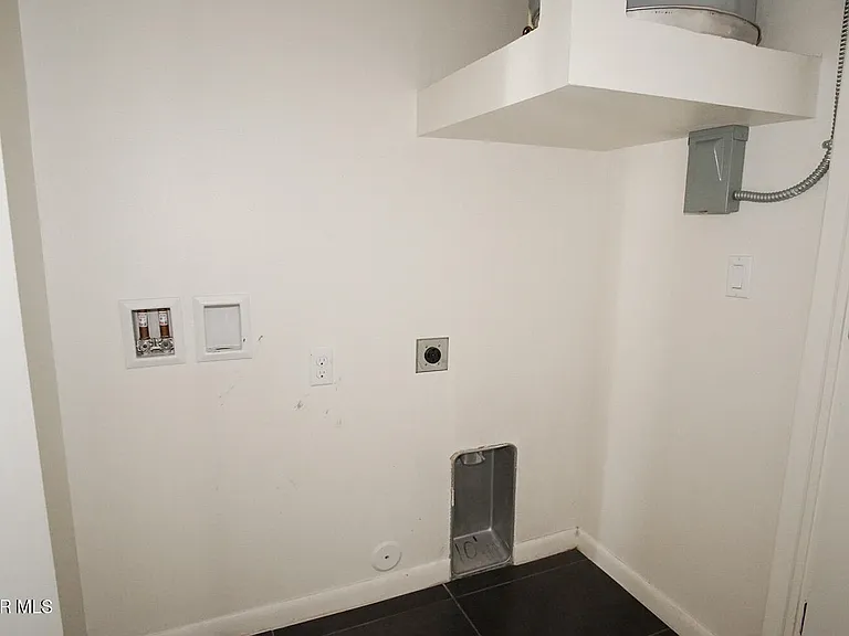 6262 Woodrow Bean Transmountain Dr #7 — Photo 17