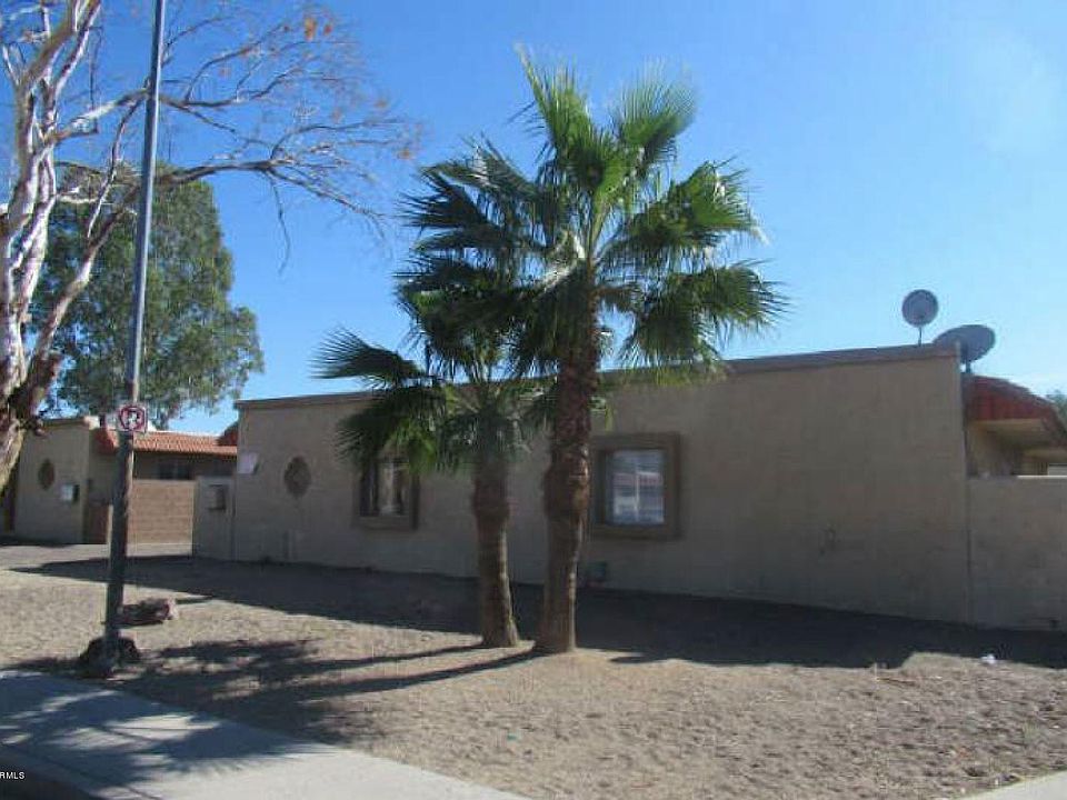 1st image of 2727 E Marconi Ave