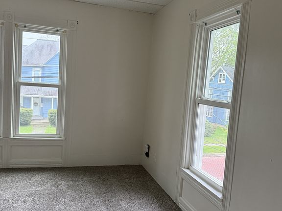 4th image of 24 Woodworth Ave Unit 2