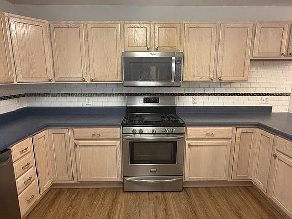 5th image of 2254 Wellington Dr