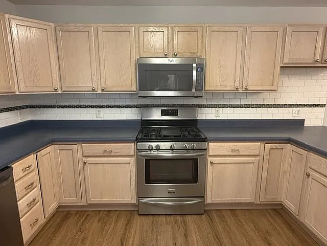 2254 Wellington Dr — Photo 5