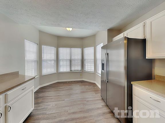 4th image of 6028 Hayford Ct