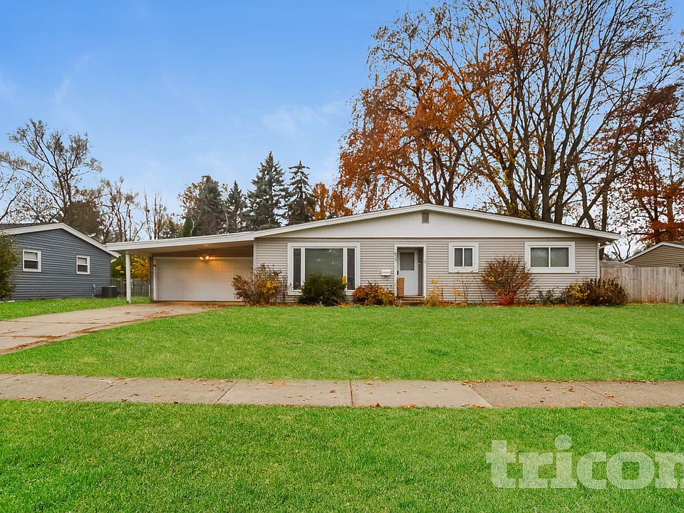1st image of 625 E Macarthur Dr