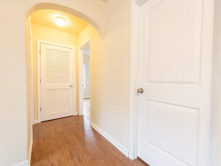 11130 NE Knott St — Photo 6