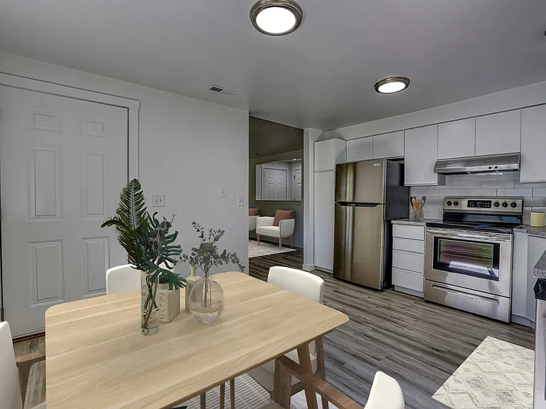 The Pines Apartments — Photo 19