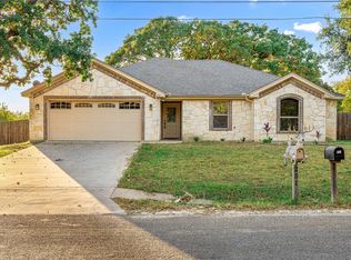 250 Old Waco Rd, Gatesville, TX 76528