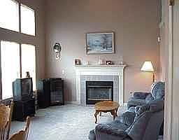 5th image of 6047 N Blackley Ct