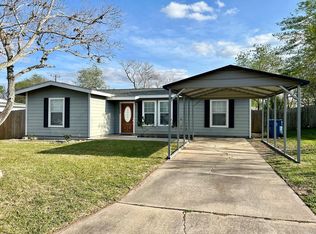 1502 E Bowie St, Beeville, TX 78102