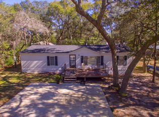 83 Center St, Freeport, FL 32439