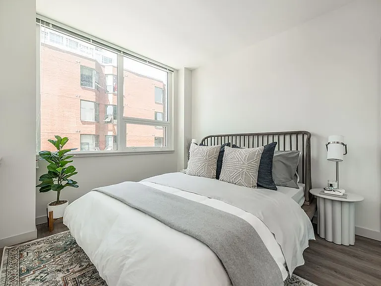 1400 Quadra St — Photo 10