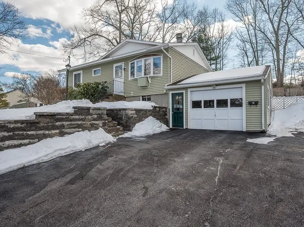 46 Thurston Ave, Northbridge, MA 01534