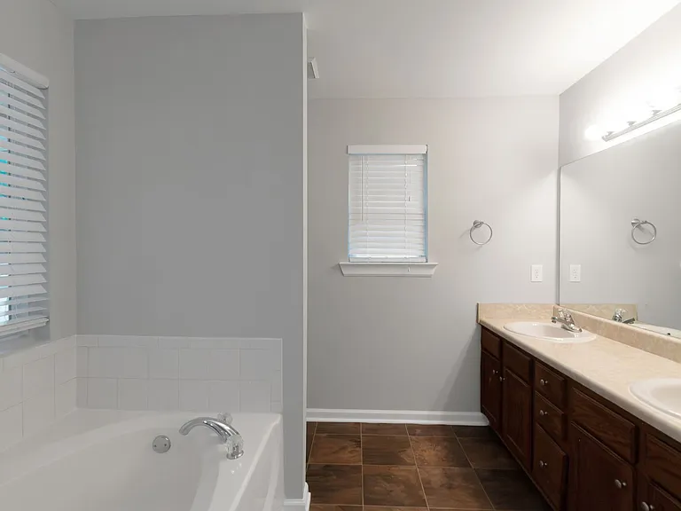 121 Breckenridge Point — Photo 15