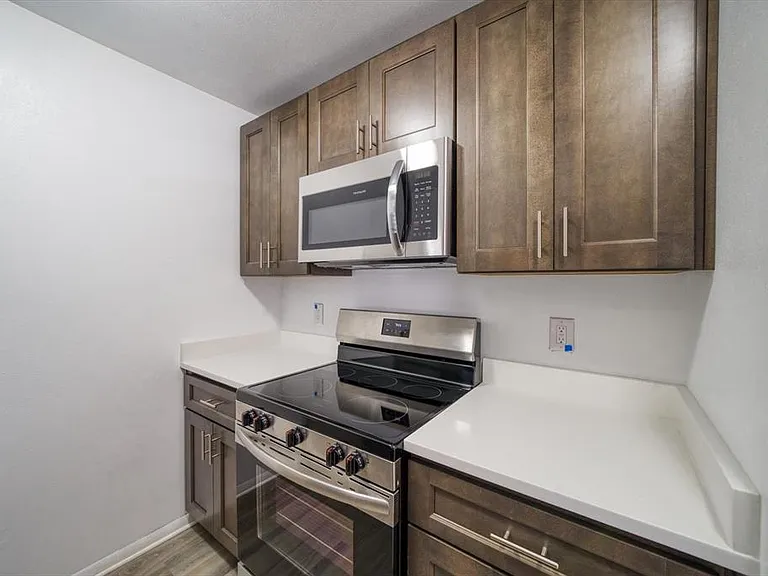 8693 Bardmoor Blvd #205 — Photo 16