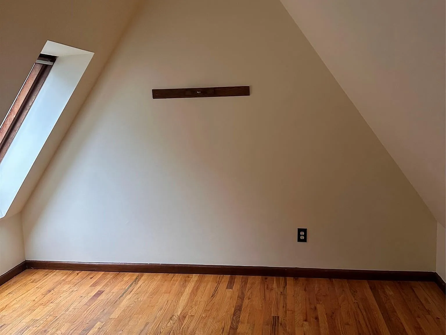 2 bed, 1315 sqft, $3,200 — Photo 3
