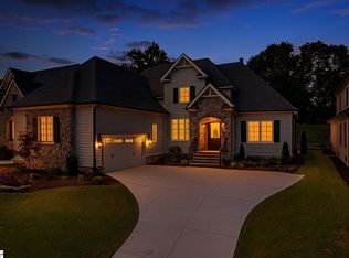 202 Chestnut Pond Ln, Simpsonville, SC 29681