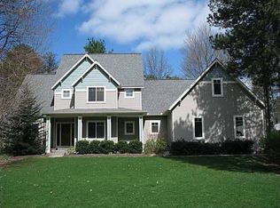 14633 Creek Edge Dr, Holland, MI 49424