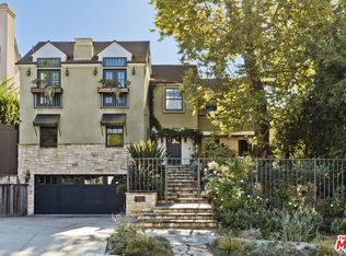 2855 Club Dr, Los Angeles, CA 90064