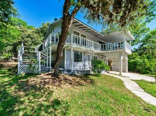 1750 Pebble Beach Rd, Lakehills, TX 78063