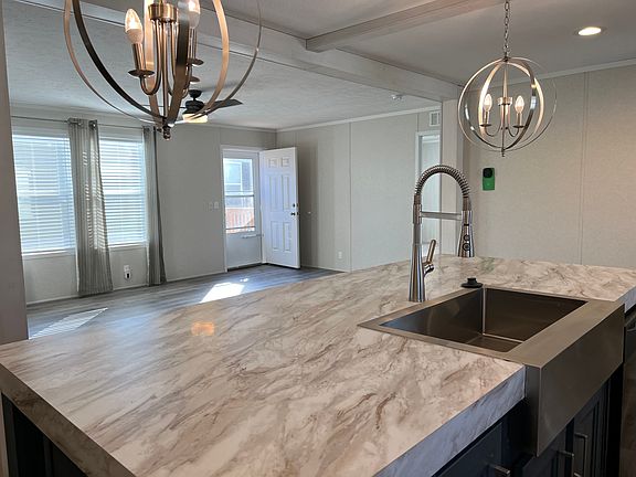 5th image of 254 Spruce Ave #254