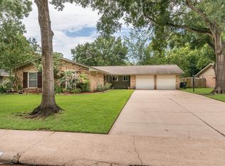 1510 Wavecrest Ln, Houston, TX 77062